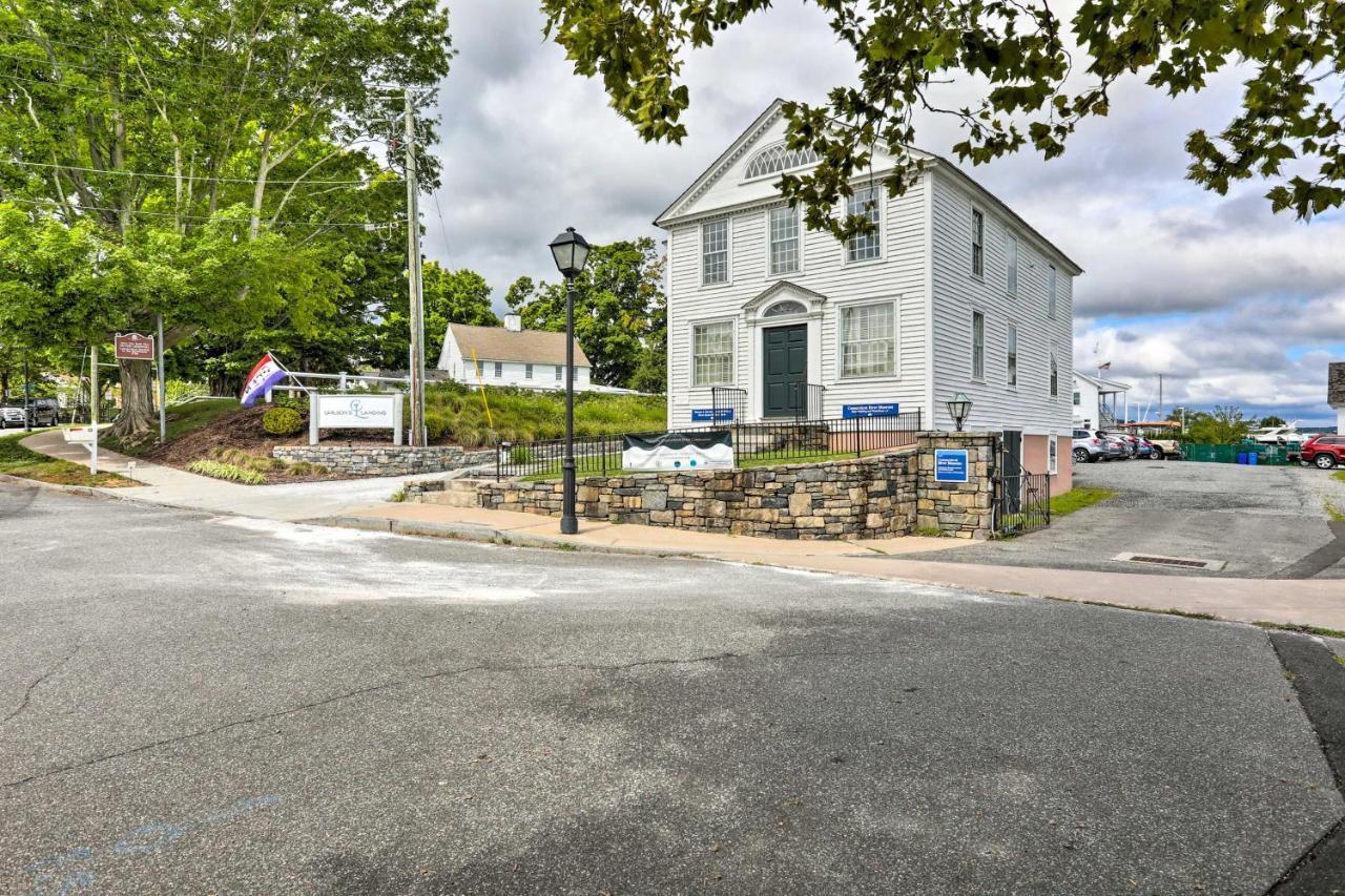 Downtown Essex Apartment - Steps To River! Εξωτερικό φωτογραφία
