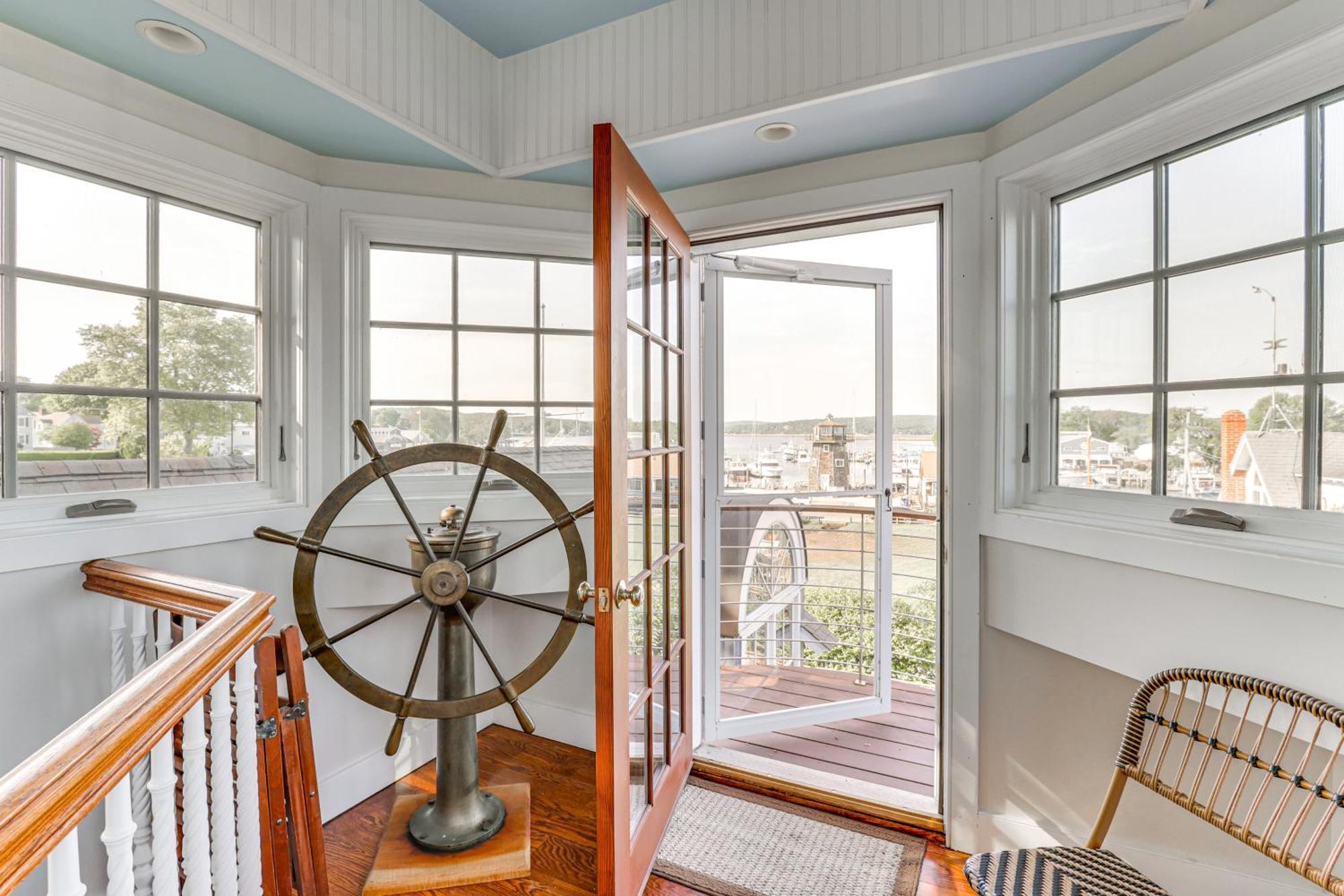 Downtown Essex Apartment - Steps To River! Εξωτερικό φωτογραφία